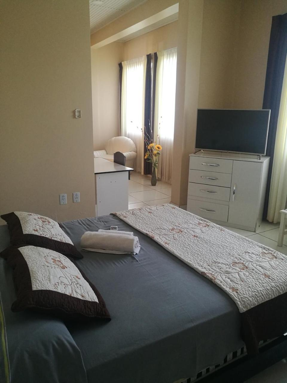 Dorado Hotel Cobija Bagian luar foto