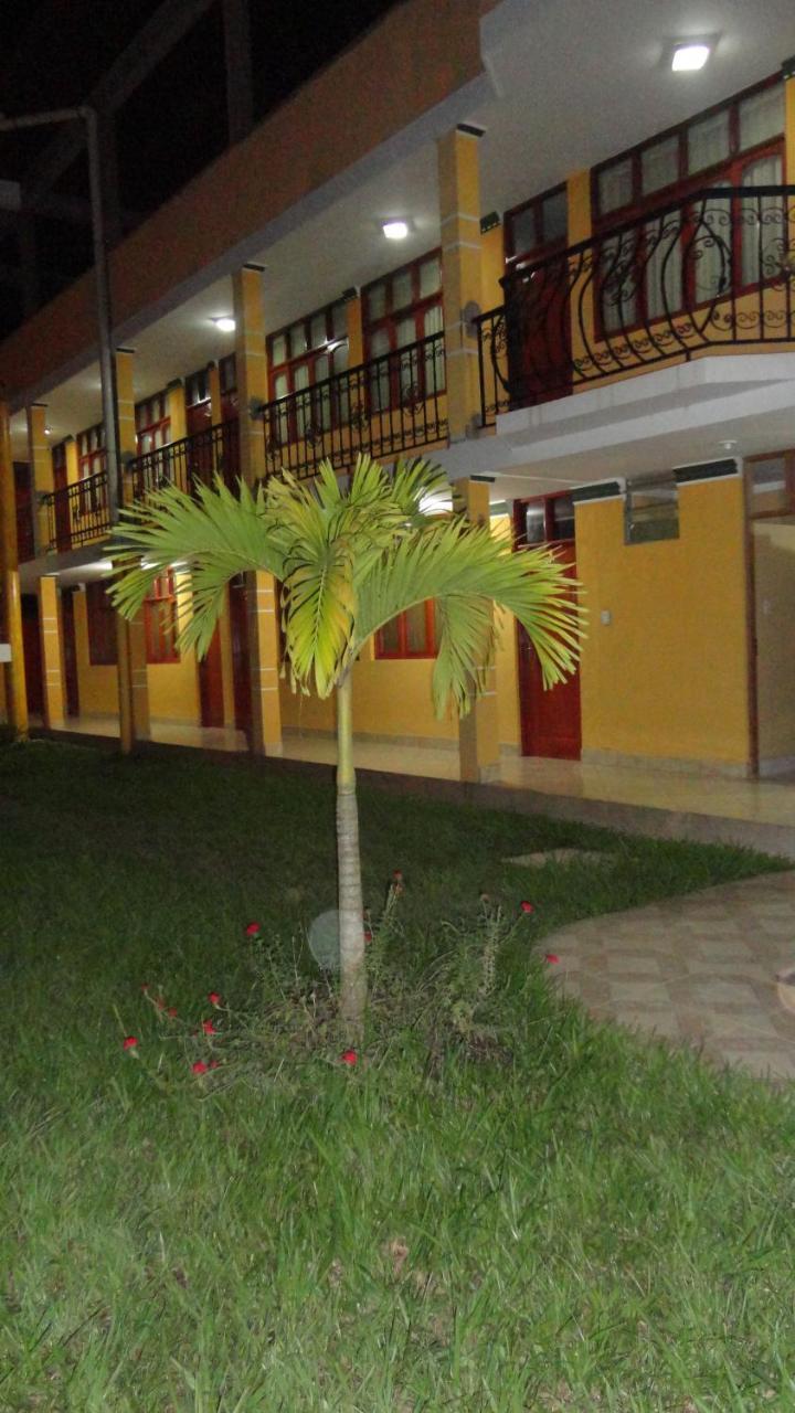 Dorado Hotel Cobija Bagian luar foto